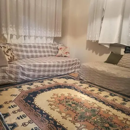 Sade, Refah Ulasim Imkani Olan Oezel Oda Cebeci Mahallesi